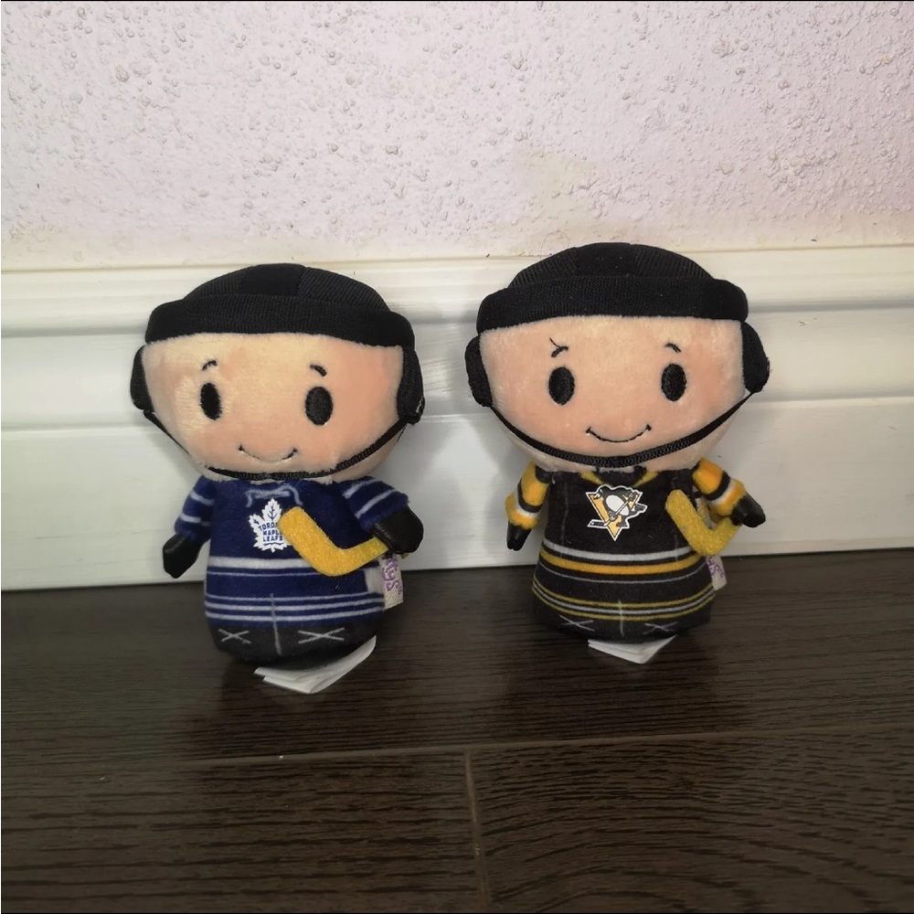 3 for$15 Lot Of 2 Hallmark Itty Bittys NHL Pittsburgh Toronto Special Ed Hockey